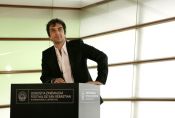  - El director Atom Egoyan durante el photocall