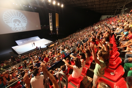 The young audience enjoying the visit to the Velodrome