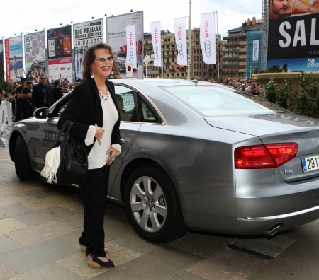 Arrival of Claudia Cardinale