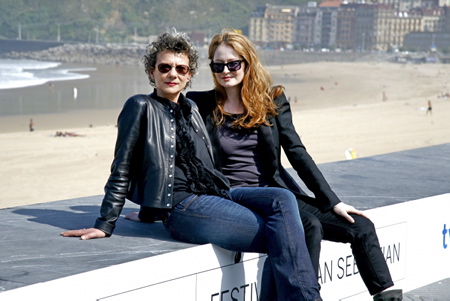 Ana Kokkinos , Miranda Otto
