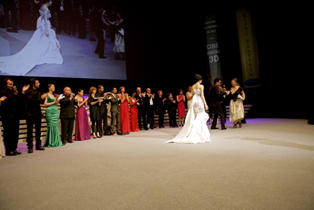 Qin Lan, Lu Chuan, Daniel Gim�nez Cacho, Jes�s Olmedo, Natalia Oreiro, Manuel P�rez Estremera, Inma Cuesta, Sherry Hormann, Gonzalo Mir�, Asger Hussain, Saffron Burrows, Ruth Keza Nirere, Philippe Van Leeuw, Al Clark, Ana Kokkinos, Pablo Pineda, Lola Due�