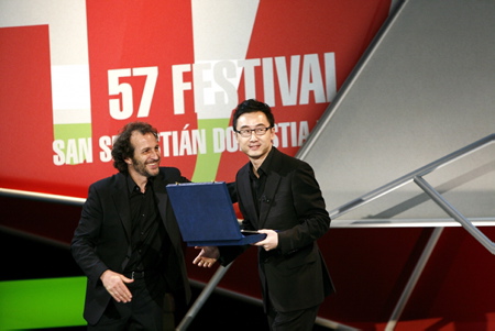 Daniel Gim�nez Cacho, Lu Chuan