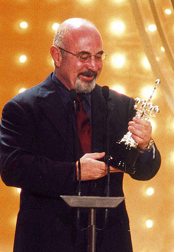 BOB HOSKINS