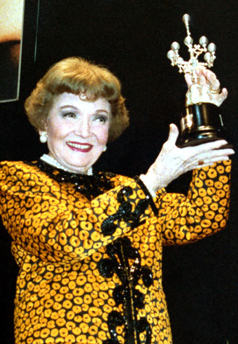 CLAUDETTE COLBERT