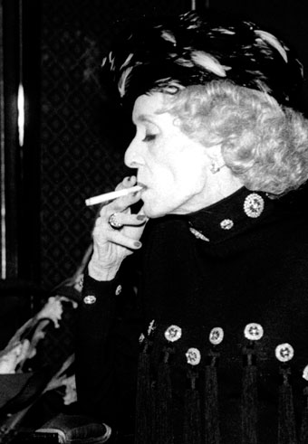 BETTE DAVIS